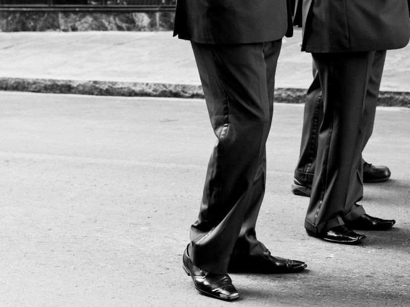 10 Habits That Hold You Back At Work